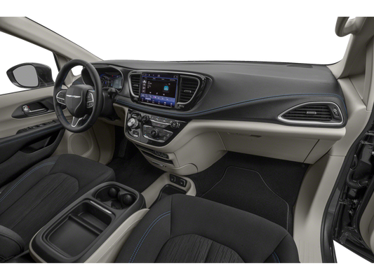 2021 Chrysler Pacifica Limited AWD in Grand Haven, MI - Preferred Auto Advantage